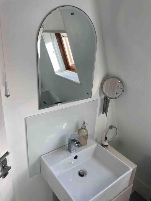 A Charming In The Heart Of Southsea Hébergement de vacances Portsmouth